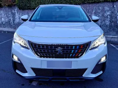 Usata Peugeot 3008 Business-Line 120 CV (88 kW) 2018 Bianco SUV