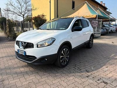 Usata Nissan Qashqai Tekna 131 CV (96 kW) 2012 Bianco SUV