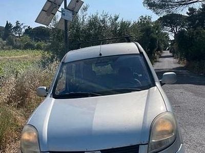 Usata Renault Kangoo 84 CV (61 kW) 2001 Monovolume