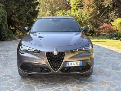 Usata Alfa Romeo Stelvio Veloce 209 CV (153 kW) 2024 SUV