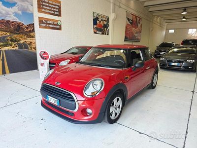 Occasion Mini ONE 75 ch (55 kW) 2014 Rouge Citadine