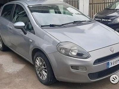 Usata Fiat Grande Punto 95 CV (69 kW) 2012 Grigio Utilitaria