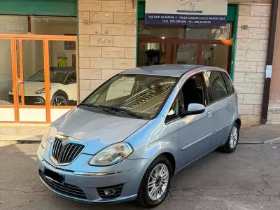 Usata Lancia Musa 95 CV (69 kW) 2011 Blu Monovolume