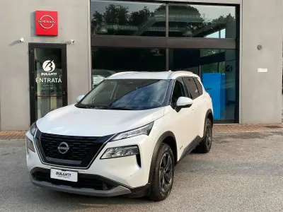 Usata Nissan X-Trail N-Connecta 158 CV (116 kW) 2025 White pearl SUV