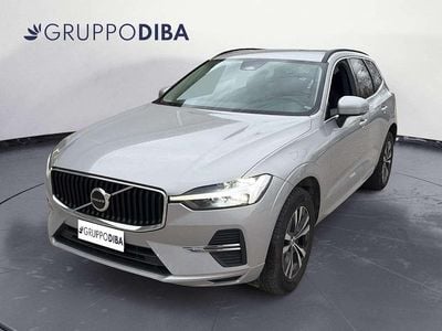 Usata Volvo XC60 Momentum 197 CV (144 kW) 2022 Argento SUV