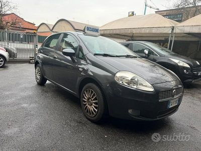 Usata Fiat Grande Punto 65 CV (47 kW) 2009 Grigio Utilitaria