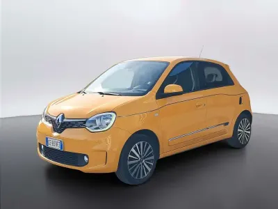 Usata Renault Twingo Intens 65 CV (47 kW) 2021 Eqd giallo mango Utilitaria