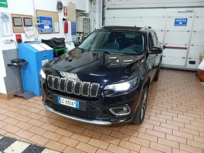 Usata Jeep Cherokee Overland 194 CV (142 kW) 2020 Nero SUV