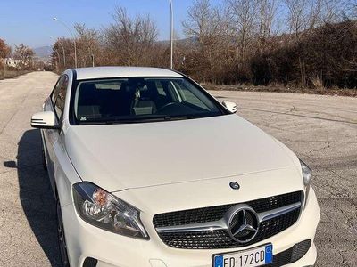 Usata Mercedes A180 109 CV (80 kW) 2015 Berlina