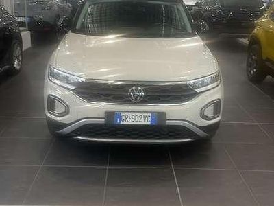 Usata VW T-Roc Sport 110 CV (80 kW) 2023 SUV