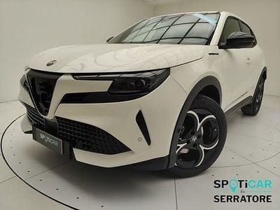 Usata Alfa Romeo Junior Edizione Speciale 145 CV (106 kW) 2026 Bianco SUV