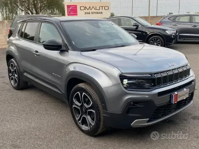 Usado Jeep Avenger Summit 101 CV (74 kW) 2023 Gris SUV