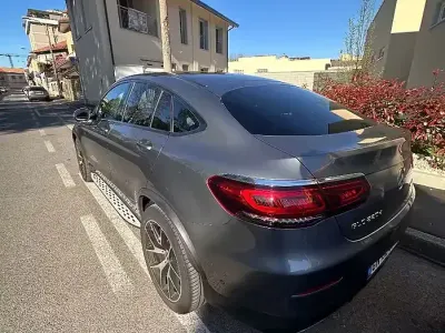 Käytetty Mercedes GLC220 Premium Plus 194 HP (142 kW) 2022 Harmaa Katumaasturi