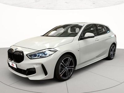 Usado BMW 118 M Sport 150 CV (110 kW) 2022 Blanco Utilitario