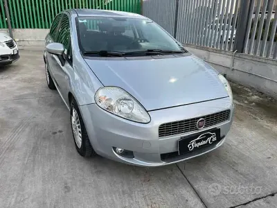 Usata Fiat Grande Punto Dynamic 65 CV (47 kW) 2008 Utilitaria