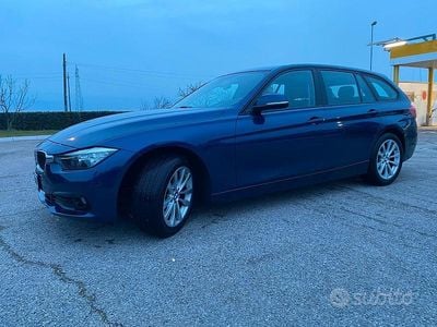 Usata BMW 320 184 CV (135 kW) 2016 Blu Station wagon