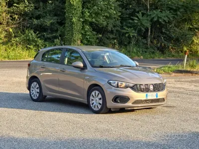 Usata Fiat Tipo S 120 CV (88 kW) 2018 Marrone Berlina