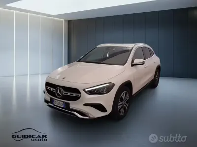 Usata Mercedes GLA180 Advanced 116 CV (85 kW) 2023 Bianco SUV