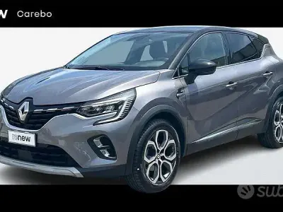 Usata Renault Captur Techno 100 CV (73 kW) 2023 Bianco SUV