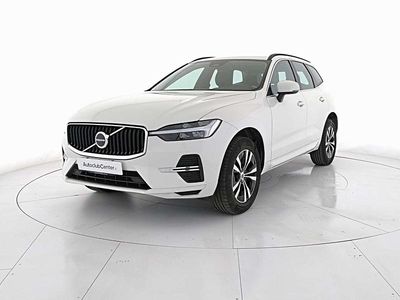 Usata Volvo XC60 Momentum 197 CV (144 kW) 2022 Bianco SUV