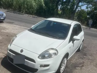 Usata Fiat Punto 69 CV (50 kW) 2014 Grigio Utilitaria