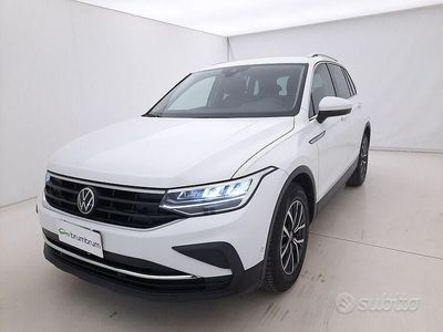 Usata VW Tiguan Life 150 CV (110 kW) 2021 Bianco SUV