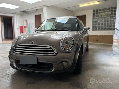 Usata Mini ONE 98 CV (72 kW) 2012 Grigio Utilitaria