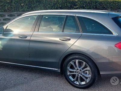 Usata Mercedes C200 136 CV (100 kW) 2019 Grigio Station wagon