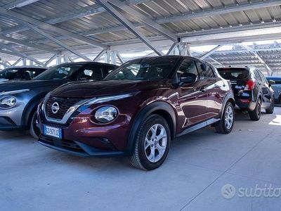 Usata Nissan Juke N-Connecta 117 CV (86 kW) 2020 Bordeaux SUV