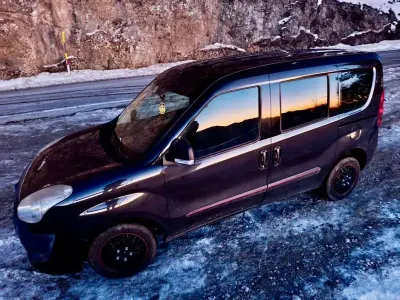 Usata Fiat Doblò Dynamic 115 CV (84 kW) 2011 Nero Monovolume