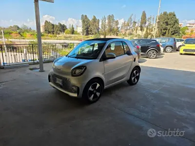 Usata Smart ForTwo Electric Drive Passion 41 kW (56 CV) 2021 Grigio Berlina