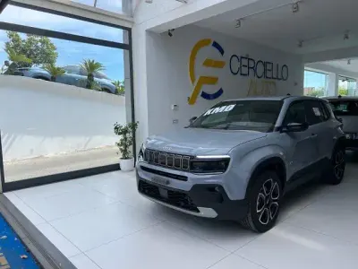 Nuova Jeep Avenger Summit 100 CV (73 kW) 2026 Grigio SUV