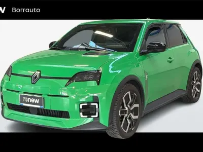 Usata Renault 5 E-Tech Urban 89 kW (122 CV) 2025 Verde Berlina