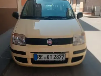 Usata Fiat Panda 69 CV (50 kW) 2011 Giallo Utilitaria