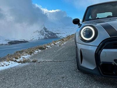 Usata Mini Cooper S 178 CV (130 kW) 2022 Grigio Utilitaria