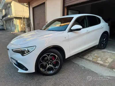 Usata Alfa Romeo Stelvio 209 CV (153 kW) 2022 SUV