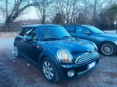 Usado Mini Cooper 120 CV (88 kW) 2008 Negro Utilitario