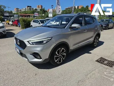 Usata MG ZS Luxury 106 CV (77 kW) 2024 Grigio SUV