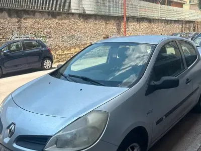 Usata Renault Clio 2007 Grigio