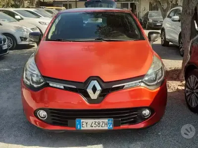 Usata Renault Clio IV 75 CV (55 kW) 2015 Rosso Berlina
