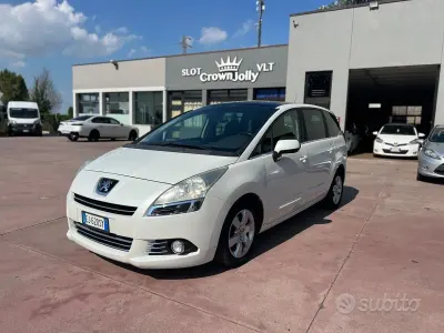 Usata Peugeot 5008