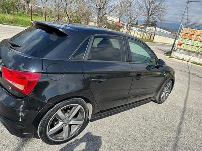 Usata Audi A1 95 CV (69 kW) 2012 Nero Utilitaria