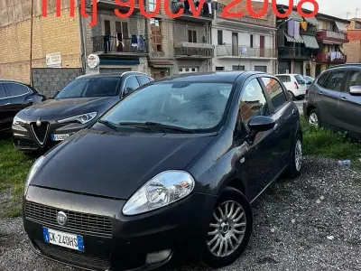 Usata Fiat Grande Punto 90 CV (66 kW) 2008 Grigio Utilitaria