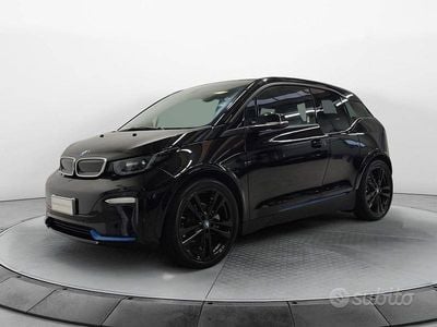 Usata BMW i3 Advantage 135 kW (184 CV) 2021 Fluid black con accenti bmwi b Utilitaria