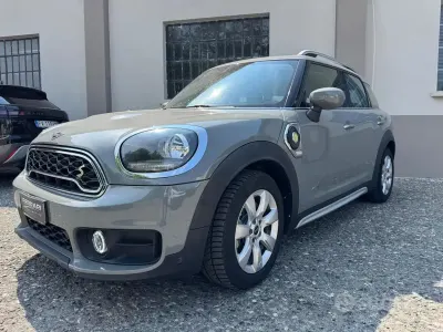 Usata Mini Cooper Countryman Business 136 CV (100 kW) 2019 Grigio SUV