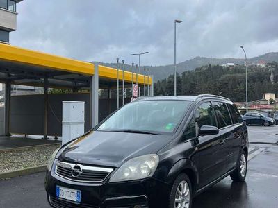 usata Opel Zafira 1.9 cdti Cosmo 120cv