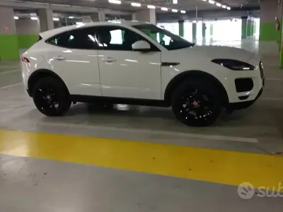 Usata Jaguar E-Pace 200 CV (147 kW) 2019 Bianco SUV