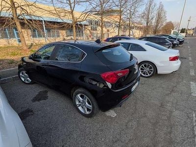 Usata Alfa Romeo Giulietta Progression 105 CV (77 kW) 2011 Nero Utilitaria