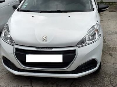 Usata Peugeot 208 Active 99 CV (72 kW) 2016 Bianco Utilitaria