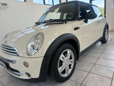 Usata Mini ONE 90 CV (66 kW) 2005 Bianco Utilitaria